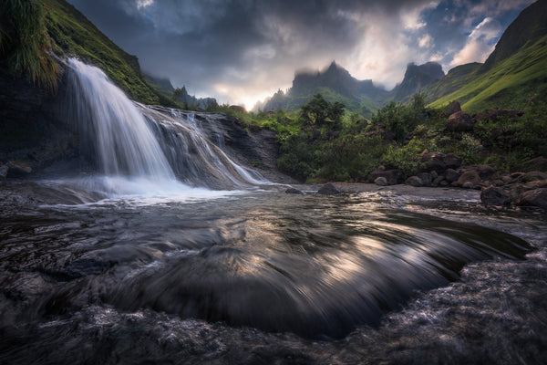 Fangs Pass Waterfall by Mark Dumbleton