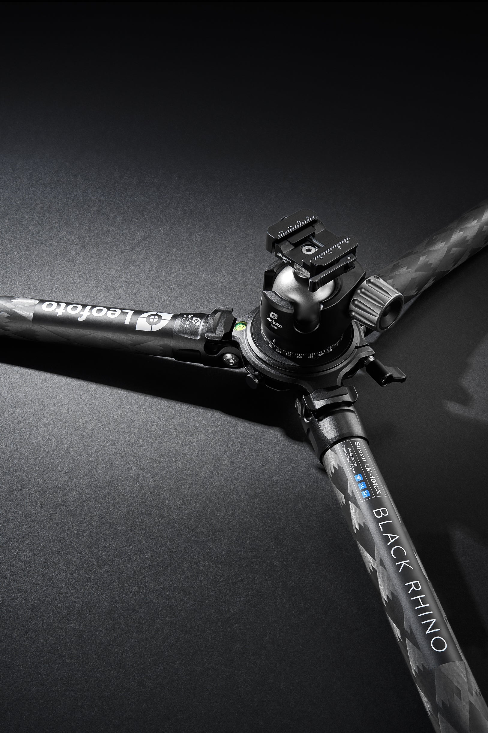 Ultimate Support: Black Rhino