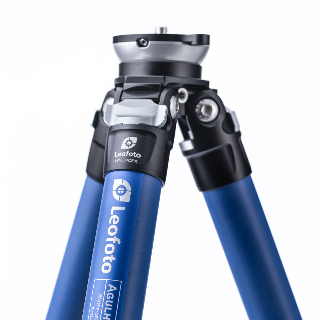 Leofoto Agulhas Carbon Fiber Tripod Kit | LP-364CEX + LH-47LR