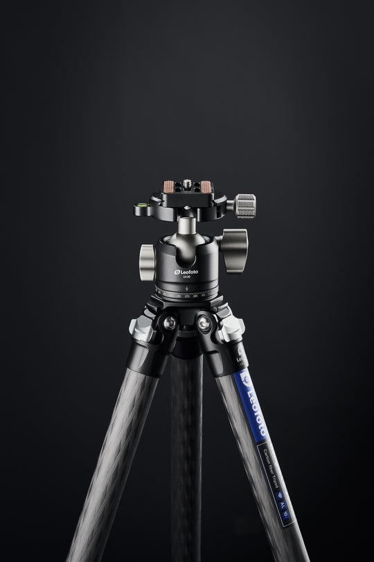 Leofoto Ranger LS-254CL Extra Long Carbon Fiber Tripod Kit