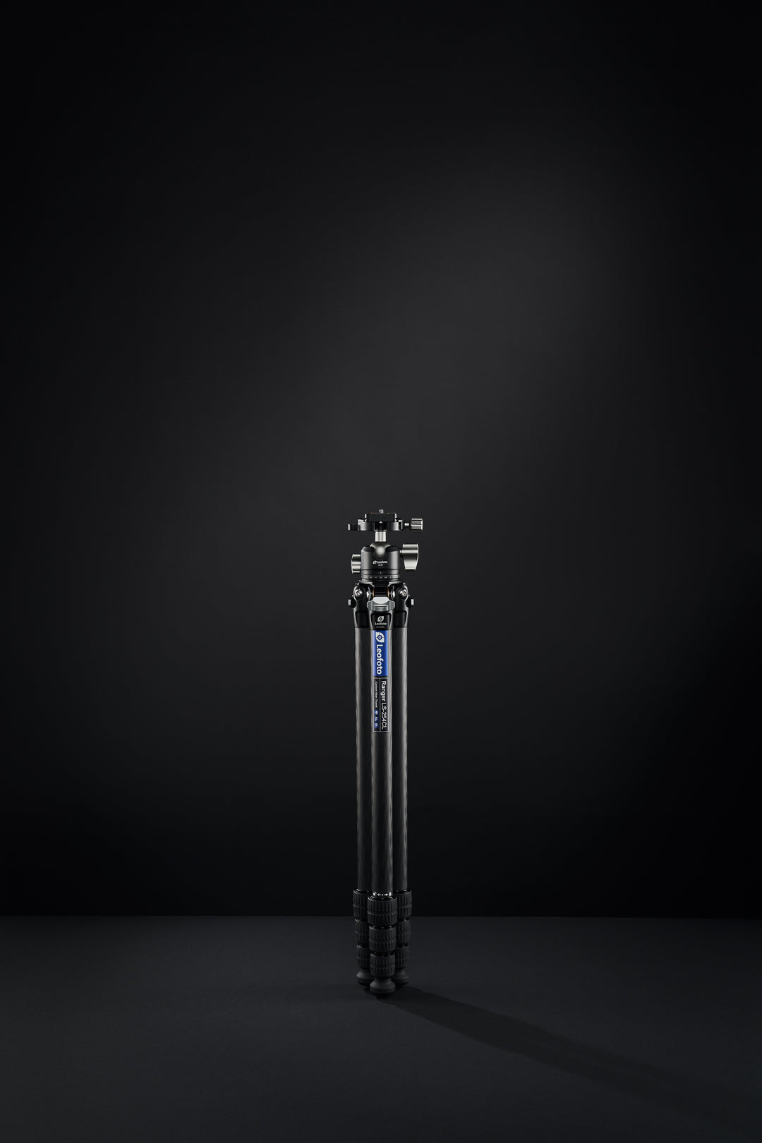 Leofoto Ranger LS-254CL Extra Long Carbon Fiber Tripod Kit