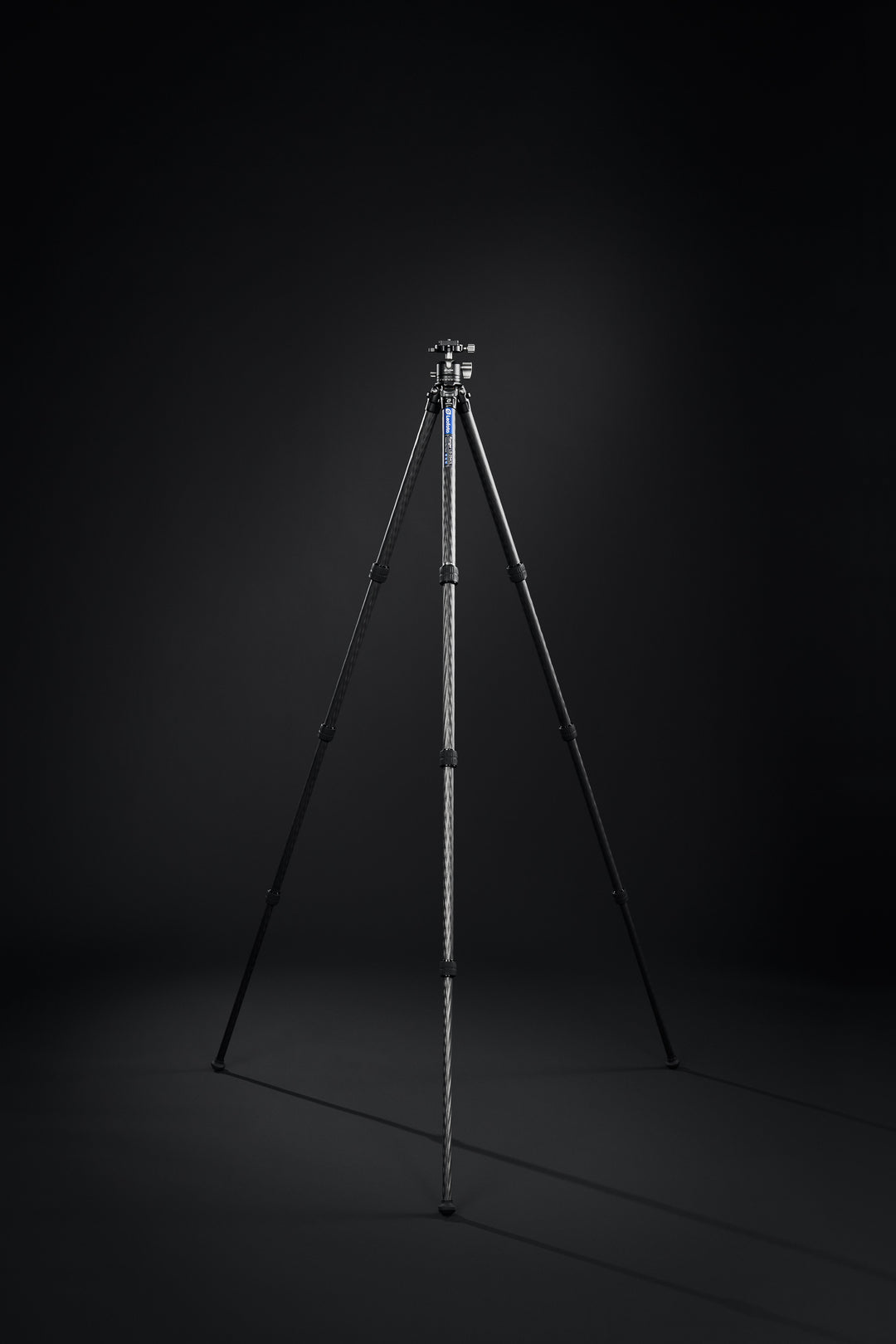 Leofoto Ranger LS-254CL Extra Long Carbon Fiber Tripod Kit