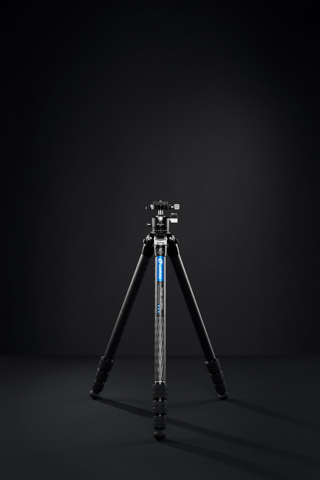 Leofoto Ranger LS-284CL Extra Long Carbon Fiber Tripod Kit