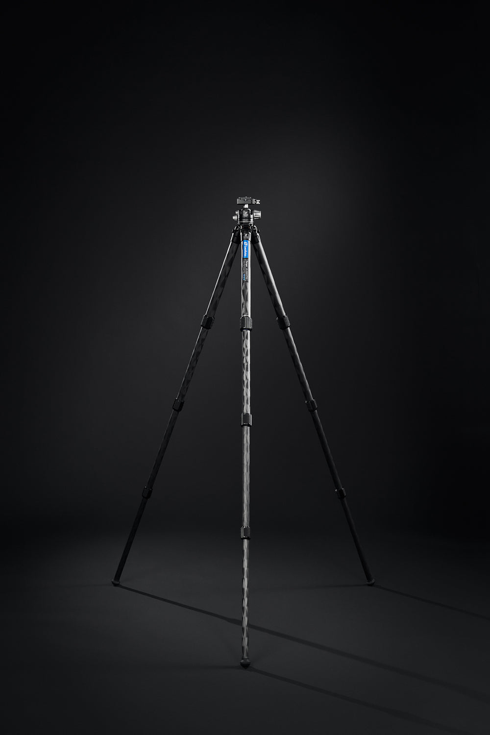 Leofoto Ranger LS-324C Pro + LH-40LR Carbon Fiber Tripod Kit