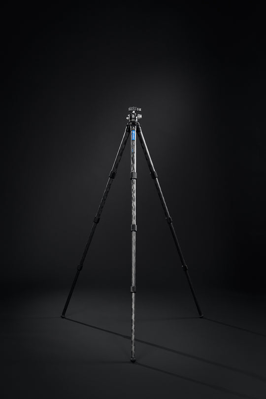 Leofoto Ranger LS-324C Pro + LH-40LR Carbon Fiber Tripod Kit