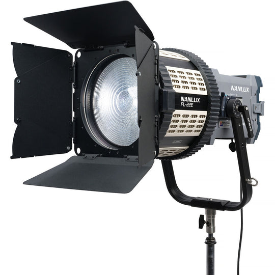 Nanlux FL-22E Motorised Fresnel Lens 15°-50° (BE/Bowens Mount)
